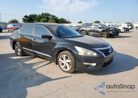 2015 Nissan Altima 2.5 из США, поврежденный, VIN 1N4AL3AP5FN400758